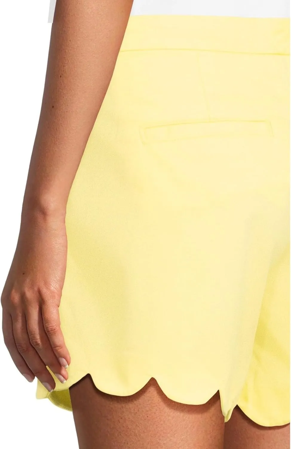 Lilly Pulitzer Women's Buttercup Mid-Rise Shorts
