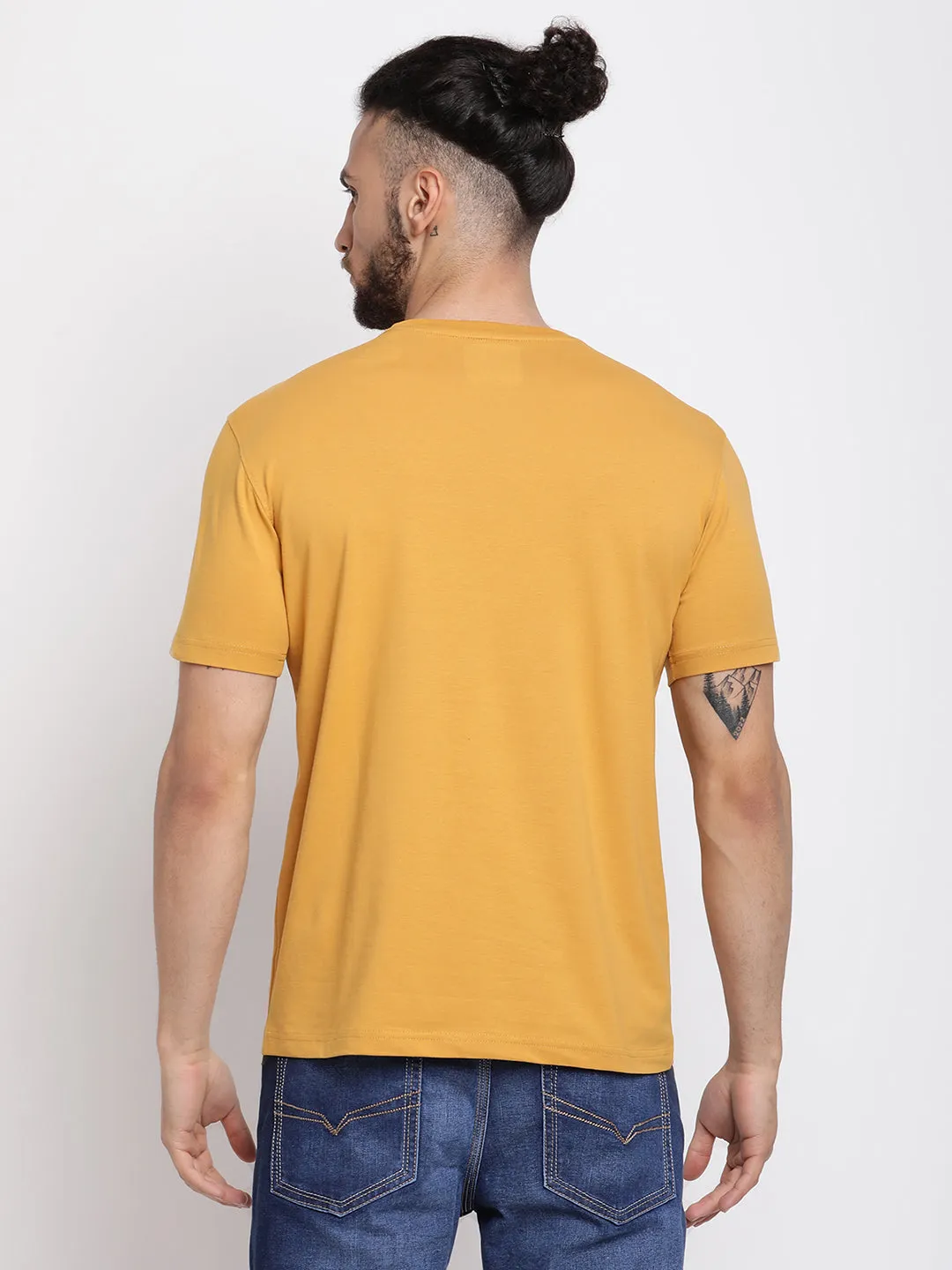 Men's Mustard  Round neck Half Sleeve T-Shirt with Print