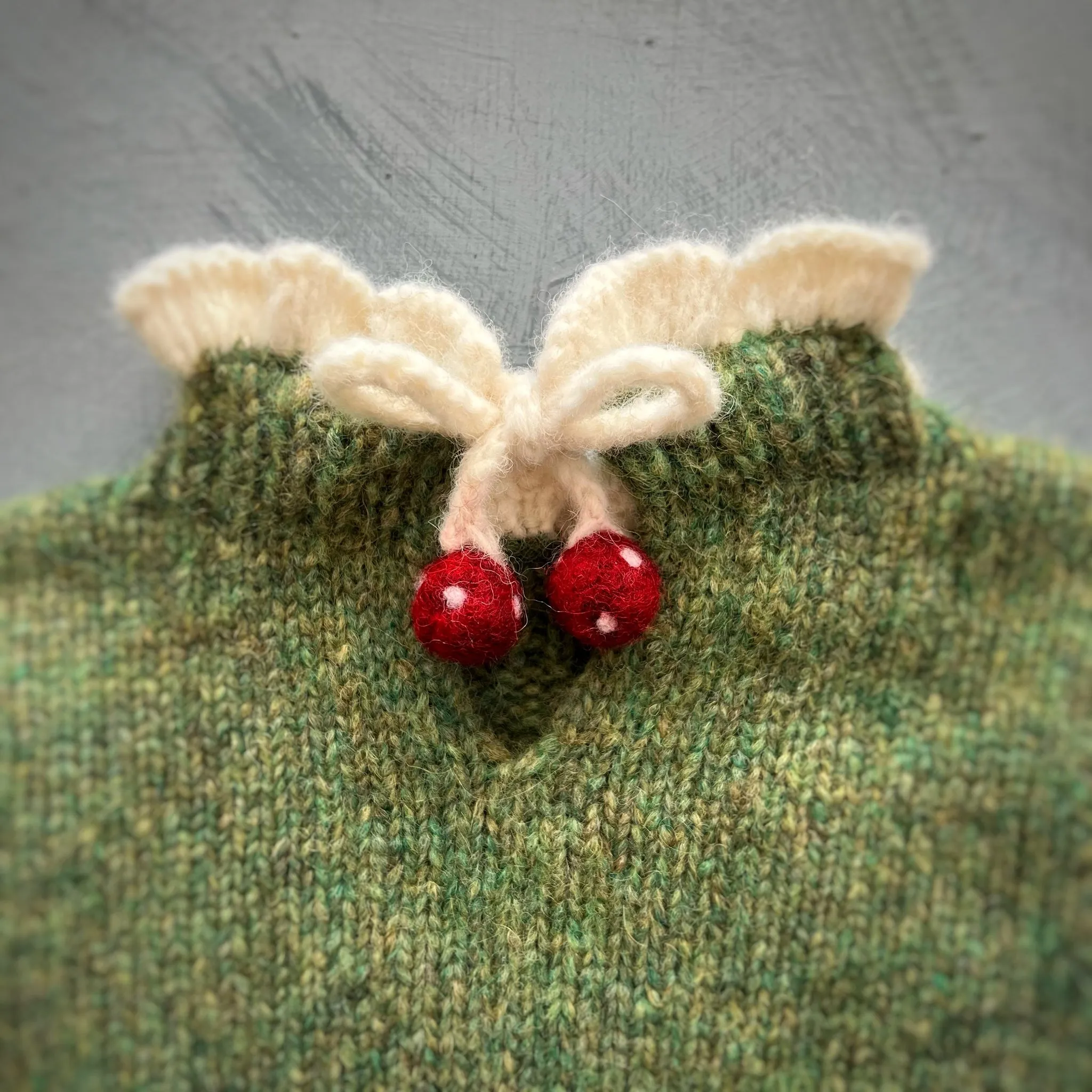 Mushrooms pullover | Moss Green
