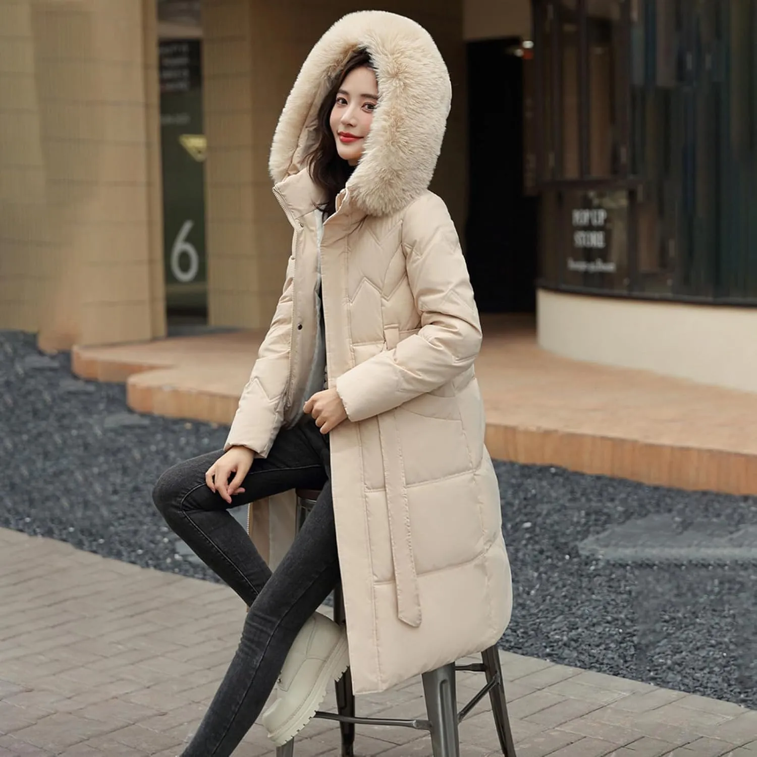 SMIDOW Long Puffer Winter Coat For Women Trendy 2023 Padded Down Jackets Full Zip Up Parka Coats With Faux Fur Hood