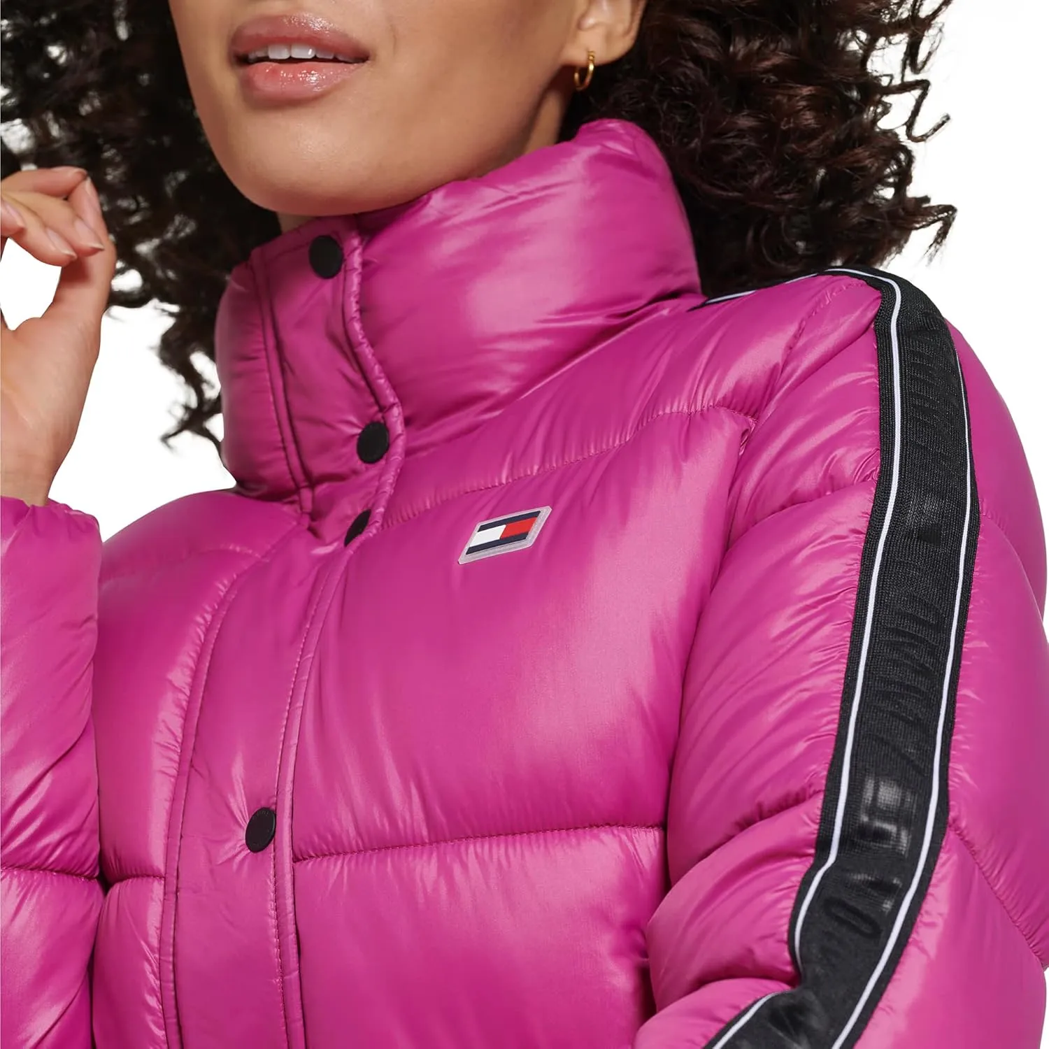 Tommy Hilfiger Women's Cropped Fit Zipper Pockets Puffer Jacket Logo Taping Down Sleeves