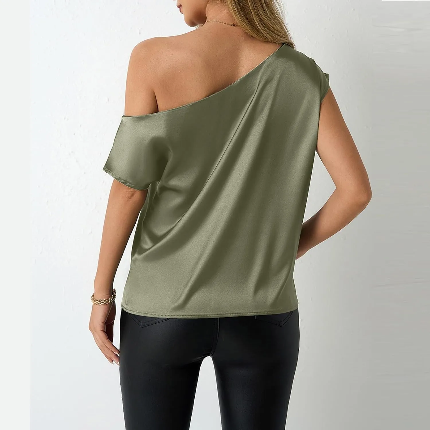 Womens Satin Tank Tops Sleeveless Lightweight Outdoor Vacation Shirts Casual Loose Summer Fashion Tees Blouses 2025